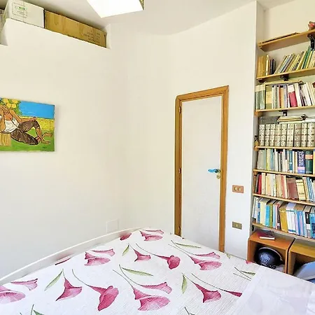 Raito Sleeps 6 Air Con Prázdninový dům