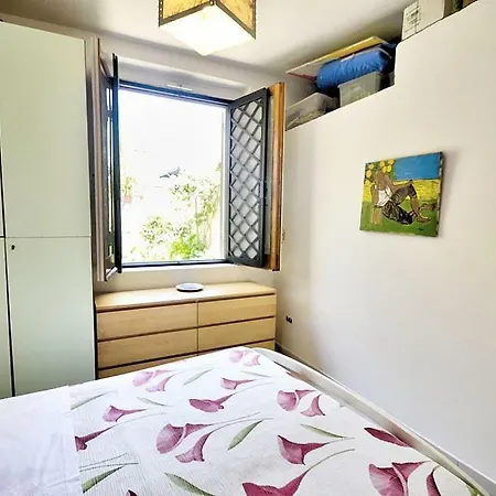 Raito Sleeps 6 Air Con Prázdninový dům